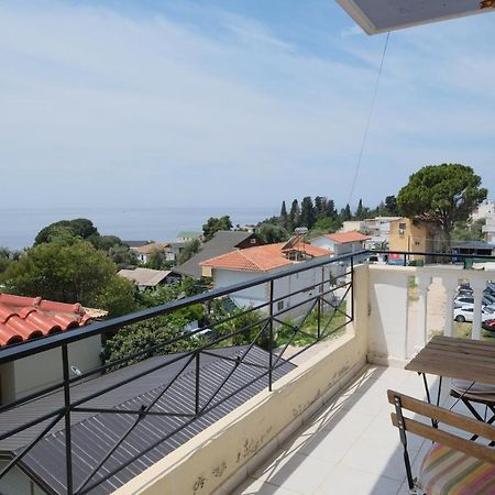 Mehilli Hotel Dhermi Exterior photo