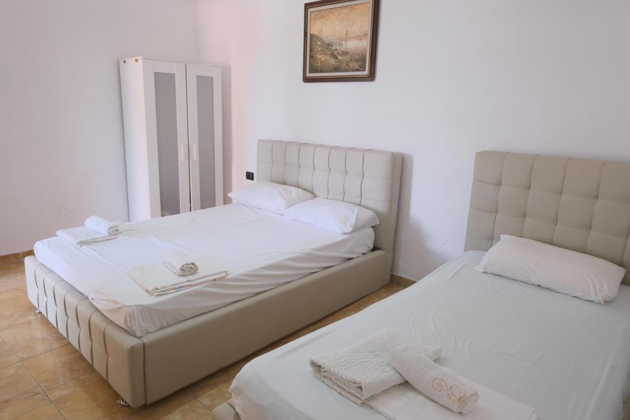 Mehilli Hotel Dhermi Exterior photo