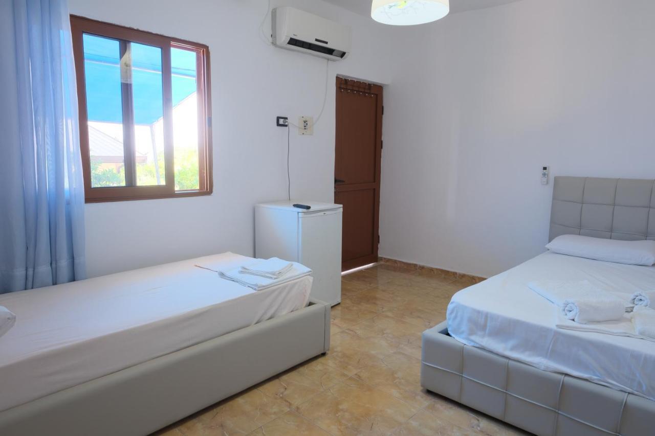 Mehilli Hotel Dhermi Exterior photo
