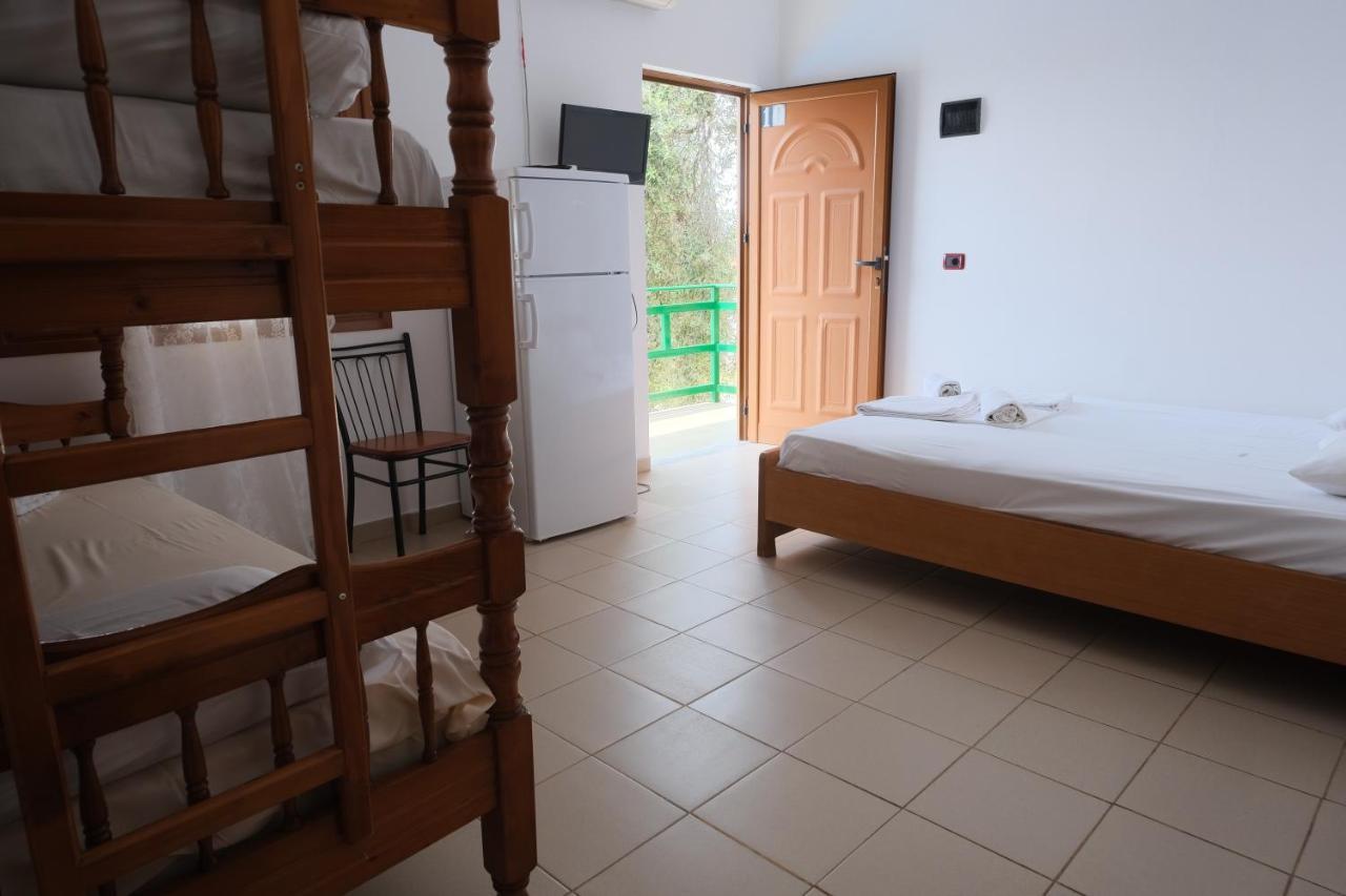Mehilli Hotel Dhermi Exterior photo
